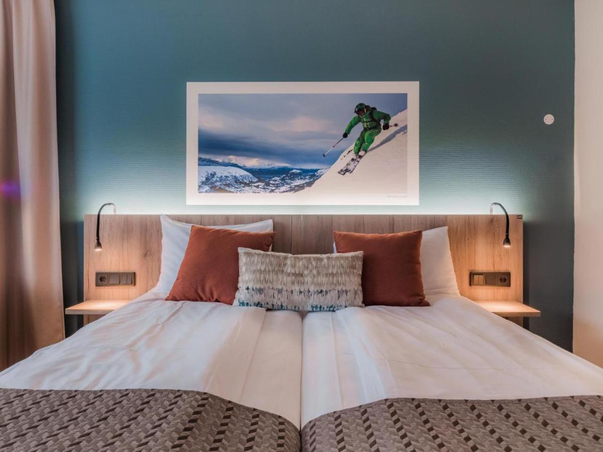 Nordfjord Hotell - Bryggen Nordfjordeid Exteriör bild