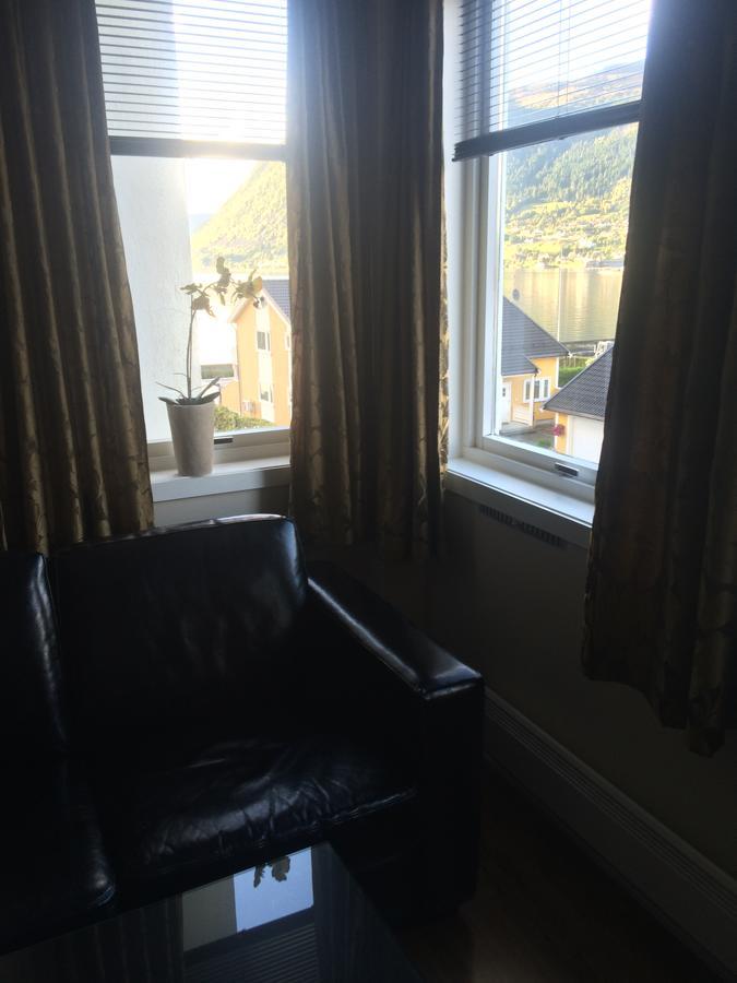 Nordfjord Hotell - Bryggen Nordfjordeid Exteriör bild