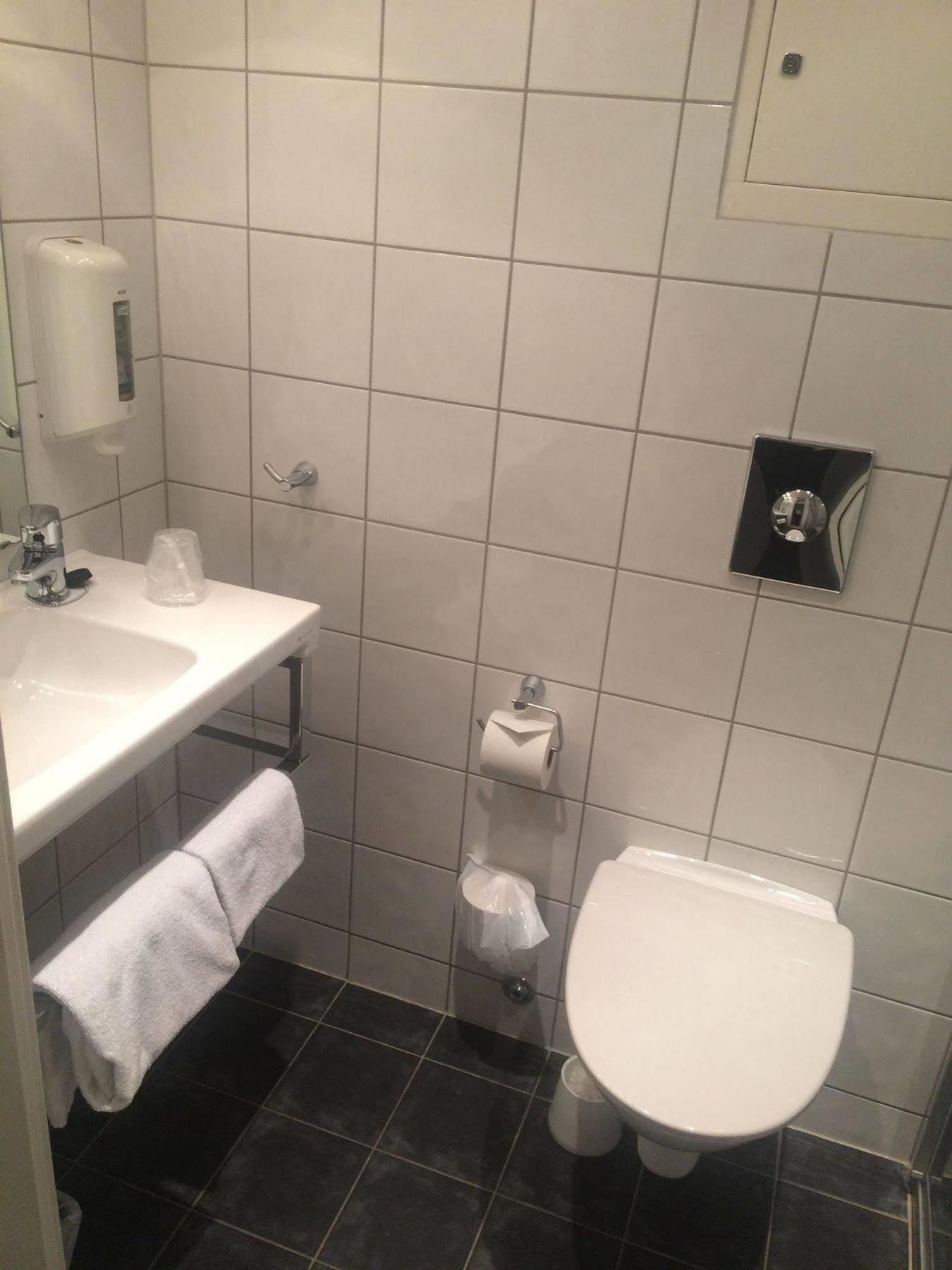 Nordfjord Hotell - Bryggen Nordfjordeid Exteriör bild